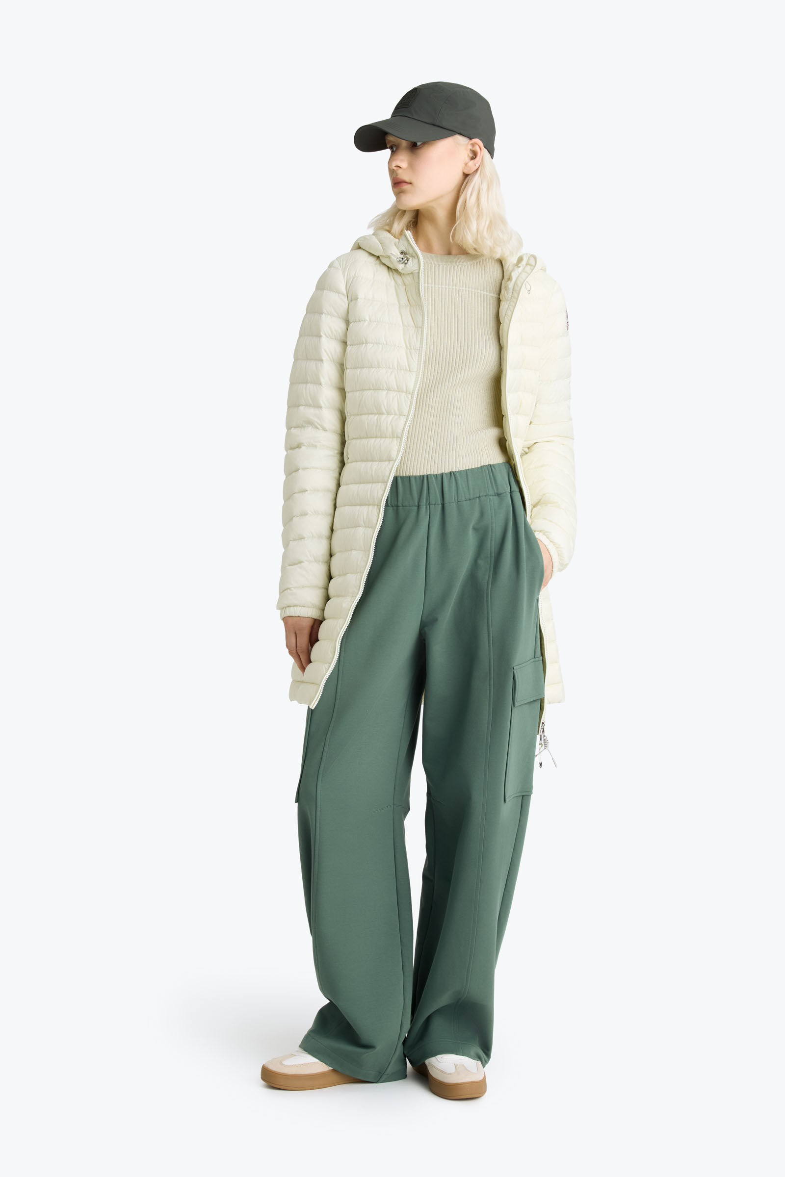 MEREDITH - HOODED DOWN JACKET